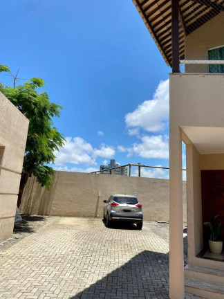 Imagem Casa com 5 Quartos à Venda, 338 m² em Patamares - Salvador Imagem Casa com 5 Quartos à Venda, 338 m² em Patamares - Salvador