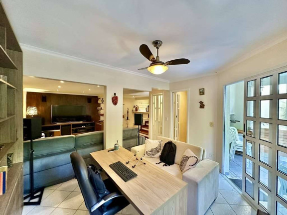 Imagem Casa com 3 Quartos à Venda, 209 m² em Chácara Pavoeiro - Cotia Imagem Casa com 3 Quartos à Venda, 209 m² em Chácara Pavoeiro - Cotia