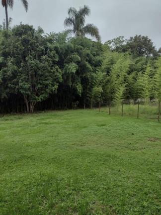 Imagem Chácara com 4 Quartos à Venda, 842 m² em Pocinhos Do Rio Verde - Caldas Imagem Chácara com 4 Quartos à Venda, 842 m² em Pocinhos Do Rio Verde - Caldas