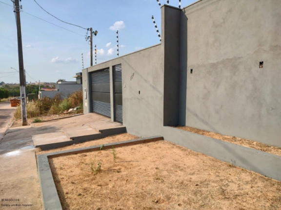 Imagem Casa com 3 Quartos à Venda, 300 m² em Vila Verde - Cacoal Imagem Casa com 3 Quartos à Venda, 300 m² em Vila Verde - Cacoal