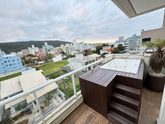 Imagem Cobertura com 3 Quartos à Venda, 233 m² em Bombas - Bombinhas