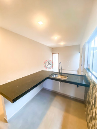 Imagem Casa com 2 Quartos à Venda, 73 m² em Balneário Dos Golfinhos - Caraguatatuba