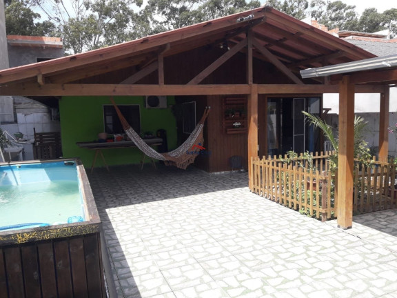 Casa com 3 Quartos à Venda, 189 m² em São João Do Rio Vermelho - Florianópolis