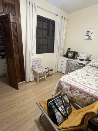 Imagem Casa com 4 Quartos à Venda, 240 m² em Balneário - Florianópolis