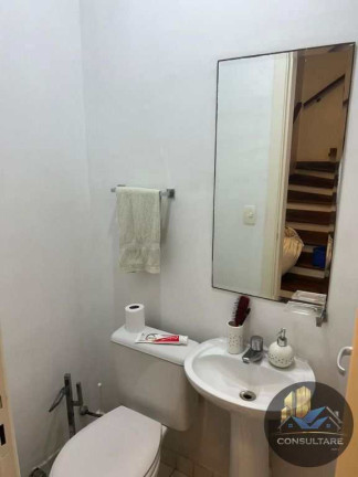 Imagem Flat com 2 Quartos para Alugar, 90 m² em Gonzaga - Santos
