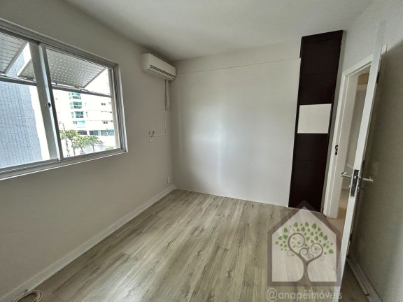 Imagem Apartamento com 3 Quartos à Venda, 96 m² em Centro - Florianópolis Imagem Apartamento com 3 Quartos à Venda, 96 m² em Centro - Florianópolis