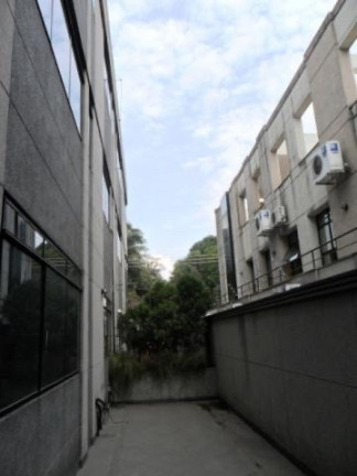 Imagem Imóvel com 1 Quarto para Alugar, 1.250 m² em Vila Santa Catarina - São Paulo Imagem Imóvel com 1 Quarto para Alugar, 1.250 m² em Vila Santa Catarina - São Paulo