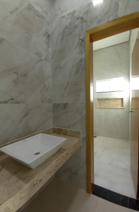 Imagem Casa com 3 Quartos à Venda,  em Plano Diretor Sul - Palmas
