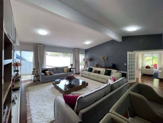 Imagem Casa com 4 Quartos à Venda, em Vila Santo Antônio - Cotia Imagem Casa com 4 Quartos à Venda, em Vila Santo Antônio - Cotia