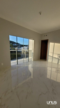 Imagem Sobrado com 3 Quartos à Venda, 116 m² em Sertão Do Maruim - São José Imagem Sobrado com 3 Quartos à Venda, 116 m² em Sertão Do Maruim - São José