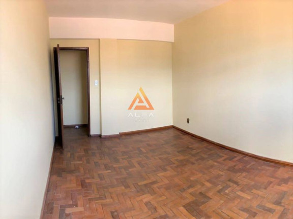 Imagem Cobertura com 3 Quartos à Venda, 205 m²