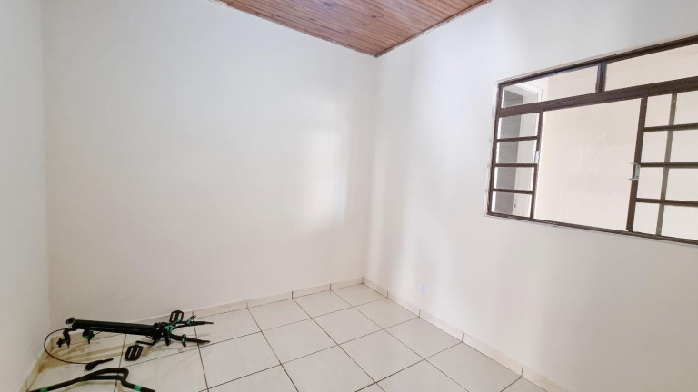 Imagem Casa com 2 Quartos à Venda, 118 m² em Maringá - Londrina