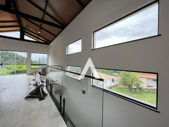 Imagem Casa com 3 Quartos à Venda, 145 m² em Albuquerque - Teresópolis Imagem Casa com 3 Quartos à Venda, 145 m² em Albuquerque - Teresópolis