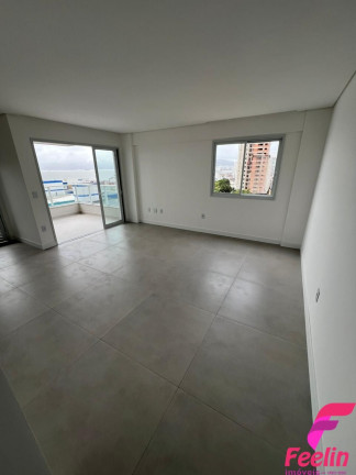 Imagem Apartamento com 2 Quartos à Venda, 79 m² em Barreiros - São José
