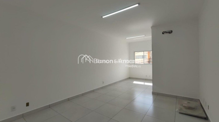 Sala Comercial para Alugar, 30 m² em Parque Brasil 500 - Paulínia