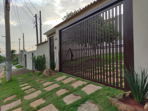 Imagem Casa com 1 Quarto à Venda, 64 m² em Loteamento Alphaville Campinas - Campinas Imagem Casa com 1 Quarto à Venda, 64 m² em Loteamento Alphaville Campinas - Campinas