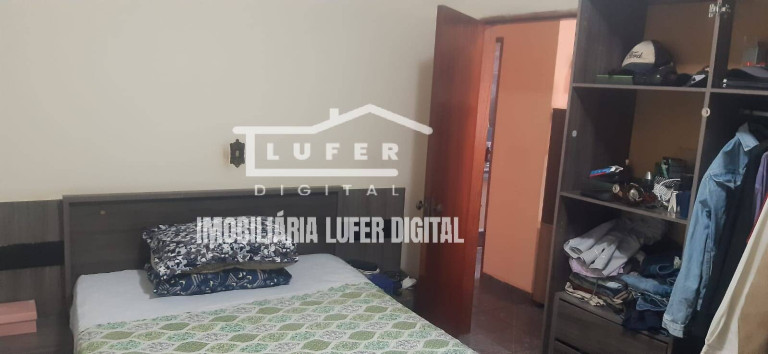 Imagem Casa com 3 Quartos à Venda, 250 m² em Cohab - Américo Brasiliense Imagem Casa com 3 Quartos à Venda, 250 m² em Cohab - Américo Brasiliense
