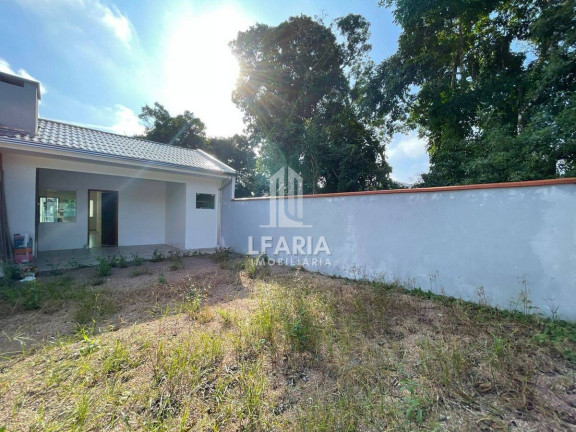 Imagem Casa com 3 Quartos à Venda, 60 m² em Cambiju - Itapoá