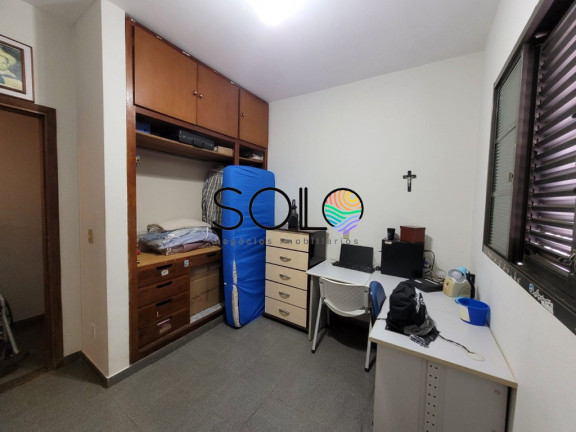 Imagem Casa com 3 Quartos à Venda, 230 m² em Centro - Araraquara Imagem Casa com 3 Quartos à Venda, 230 m² em Centro - Araraquara