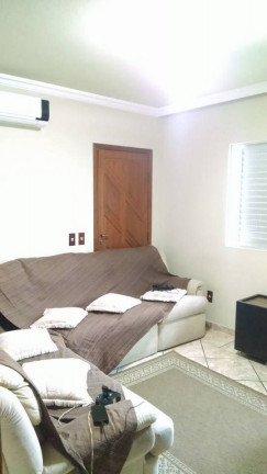 Imagem Casa com 3 Quartos à Venda, em Abraão - Florianópolis Imagem Casa com 3 Quartos à Venda, em Abraão - Florianópolis