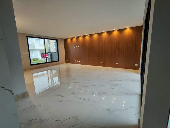 Imagem Casa com 3 Quartos à Venda, 150 m² em Cachoeira - Curitiba