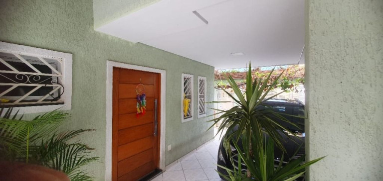 Imagem Sobrado com 3 Quartos à Venda ou Locação, 250 m² em Jardim Medina - Poá Imagem Sobrado com 3 Quartos à Venda ou Locação, 250 m² em Jardim Medina - Poá