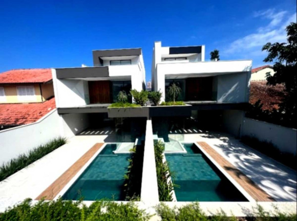 Imagem Casa com 3 Quartos à Venda, 319 m² em Barra Da Tijuca - Rio De Janeiro Imagem Casa com 3 Quartos à Venda, 319 m² em Barra Da Tijuca - Rio De Janeiro