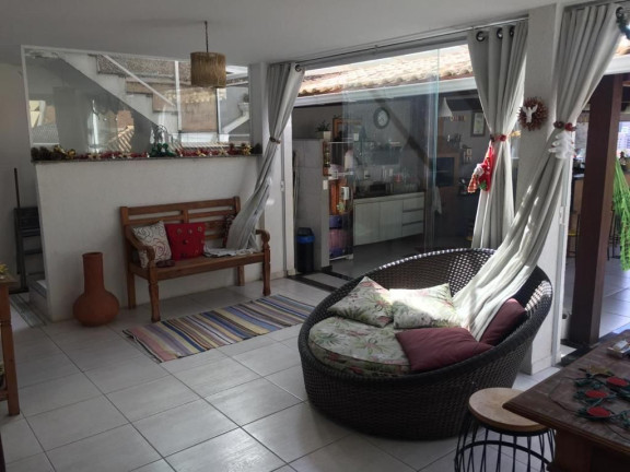 Imagem Casa com 4 Quartos à Venda, 307 m² em Tijuca - Teresópolis Imagem Casa com 4 Quartos à Venda, 307 m² em Tijuca - Teresópolis