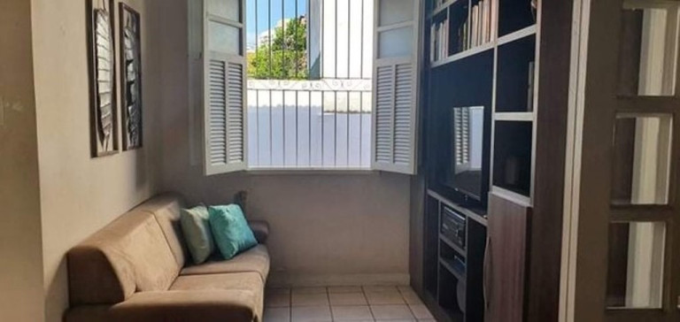 Imagem Casa com 3 Quartos à Venda, 360 m² em Pe Pequeno - Niterói Imagem Casa com 3 Quartos à Venda, 360 m² em Pe Pequeno - Niterói