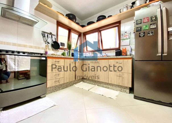 Imagem Casa de Condomínio com 4 Quartos à Venda, 325 m² em Capuava - Cotia