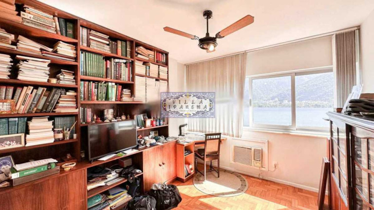 Imagem Apartamento com 4 Quartos à Venda, 161 m² em Lagoa - Rio De Janeiro Imagem Apartamento com 4 Quartos à Venda, 161 m² em Lagoa - Rio De Janeiro