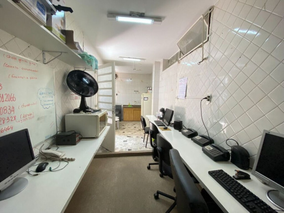 Imagem Imóvel com 4 Quartos à Venda, em Pinheiros - São Paulo Imagem Imóvel com 4 Quartos à Venda, em Pinheiros - São Paulo