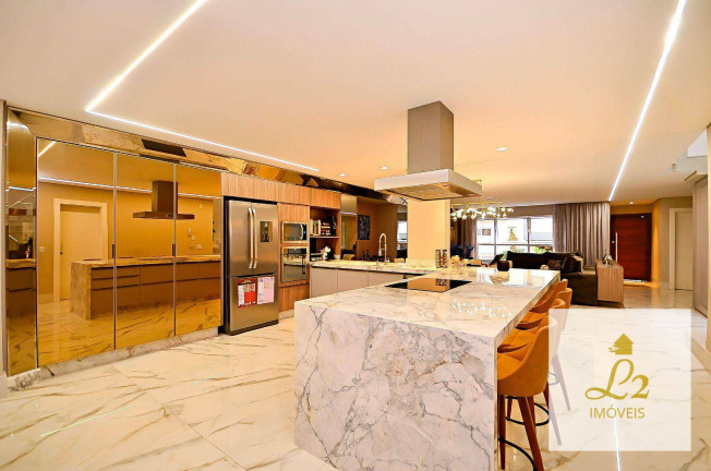 Imagem Casa com 3 Quartos à Venda, 325 m² em Uberaba - Curitiba Imagem Casa com 3 Quartos à Venda, 325 m² em Uberaba - Curitiba