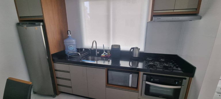 Imagem Apartamento com 2 Quartos para Alugar, 70 m² em Itapema