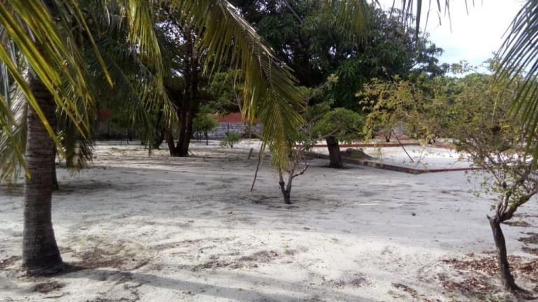 Imagem Terreno à Venda, 2.772 m² em Centro - Aquiraz