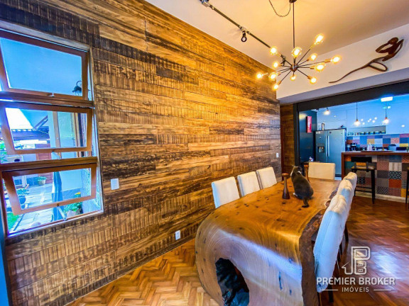 Imagem Casa com 3 Quartos à Venda, 150 m² em Comary - Teresópolis