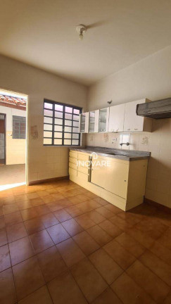 Imagem Casa com 3 Quartos à Venda, 153 m² em Village Imperial - Itumbiara