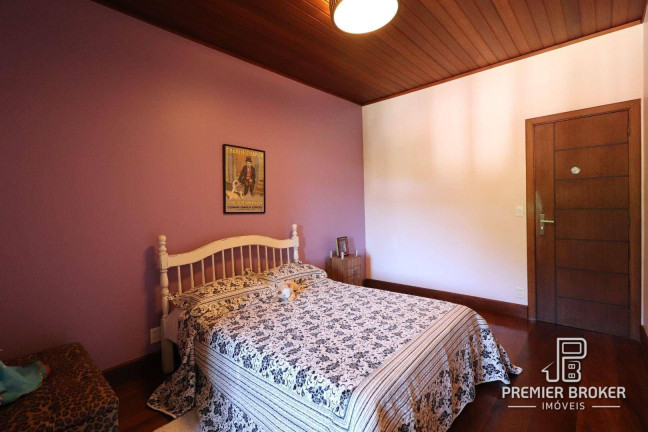 Imagem Casa com 8 Quartos à Venda, 680 m² em Cascata Dos Amores - Teresópolis Imagem Casa com 8 Quartos à Venda, 680 m² em Cascata Dos Amores - Teresópolis