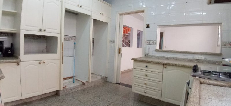 Imagem Casa com 4 Quartos à Venda, 480 m² em Ponta Da Praia - Santos Imagem Casa com 4 Quartos à Venda, 480 m² em Ponta Da Praia - Santos