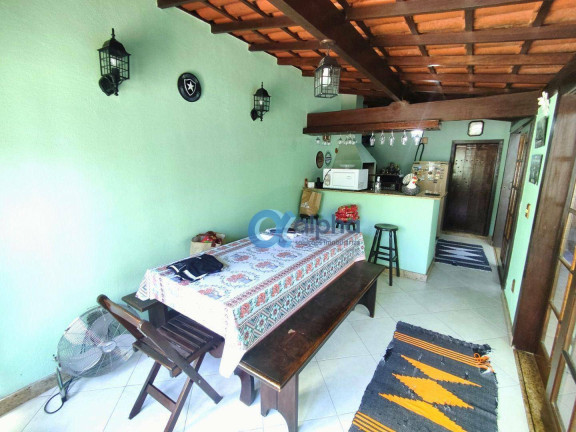 Imagem Casa com 3 Quartos à Venda, 232 m² em Duarte Silveira - Petrópolis Imagem Casa com 3 Quartos à Venda, 232 m² em Duarte Silveira - Petrópolis