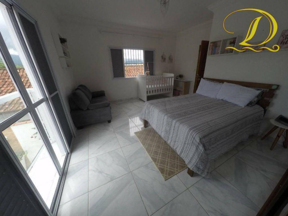 Imagem Casa com 4 Quartos à Venda, 202 m² em Maracanã - Praia Grande Imagem Casa com 4 Quartos à Venda, 202 m² em Maracanã - Praia Grande