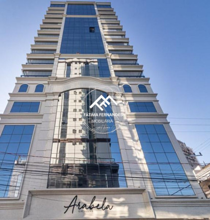 Apartamento com 3 Quartos à Venda, 132 m² em Meia Praia - Itapema