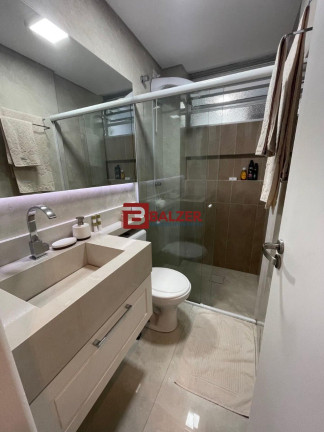 Imagem Apartamento com 2 Quartos à Venda, 90 m² em Agronômica - Florianópolis Imagem Apartamento com 2 Quartos à Venda, 90 m² em Agronômica - Florianópolis