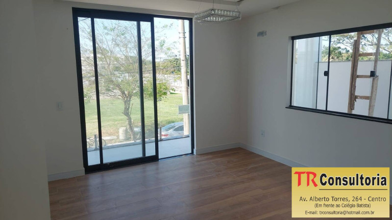 Imagem Casa com 4 Quartos à Venda, 420 m² em Campos Dos Goytacazes Imagem Casa com 4 Quartos à Venda, 420 m² em Campos Dos Goytacazes