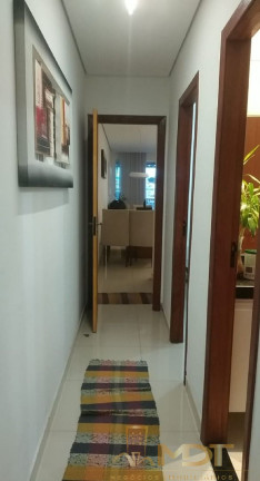 Casa com 3 Quartos à Venda, 180 m² em Floramar - Belo Horizonte