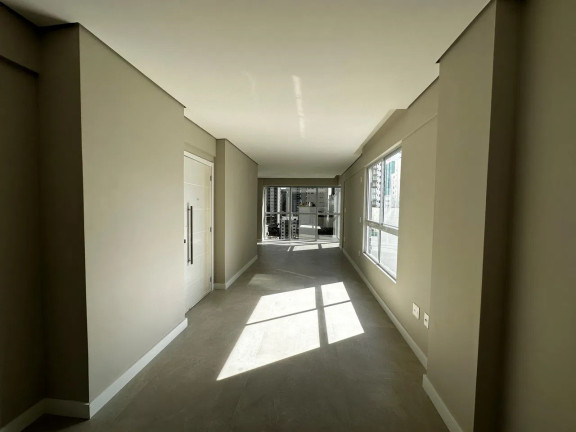 Imagem Apartamento com 2 Quartos à Venda, 93 m² em Centro - Balneário Camboriú Imagem Apartamento com 2 Quartos à Venda, 93 m² em Centro - Balneário Camboriú