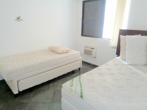Imagem Apartamento com 3 Quartos à Venda, 130 m² em Pitangueiras - Guarujá