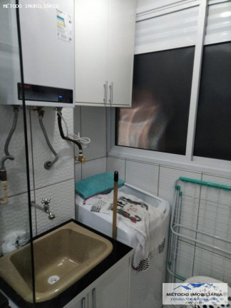 Imagem Apartamento com 2 Quartos à Venda, 46 m² em Parque Jaçatuba - Santo André