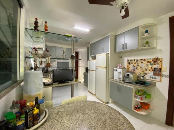 Imagem Casa com 4 Quartos à Venda, 355 m² em Piatã - Salvador Imagem Casa com 4 Quartos à Venda, 355 m² em Piatã - Salvador