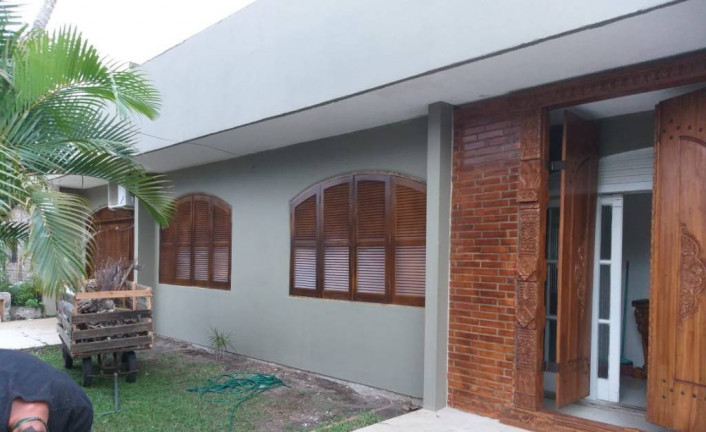 Imagem Casa com 5 Quartos à Venda, 200 m² em Centro - Xangri-lá